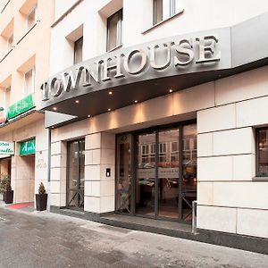 Townhouse Hotel